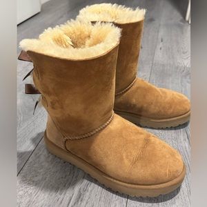 UGG Bailey Bow II Boot Chestnut